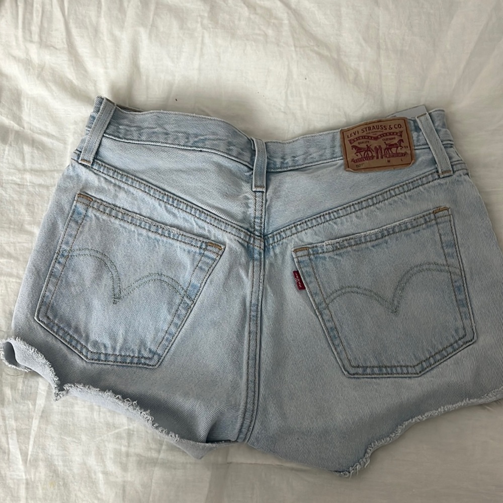 Levi’s high rise shorts